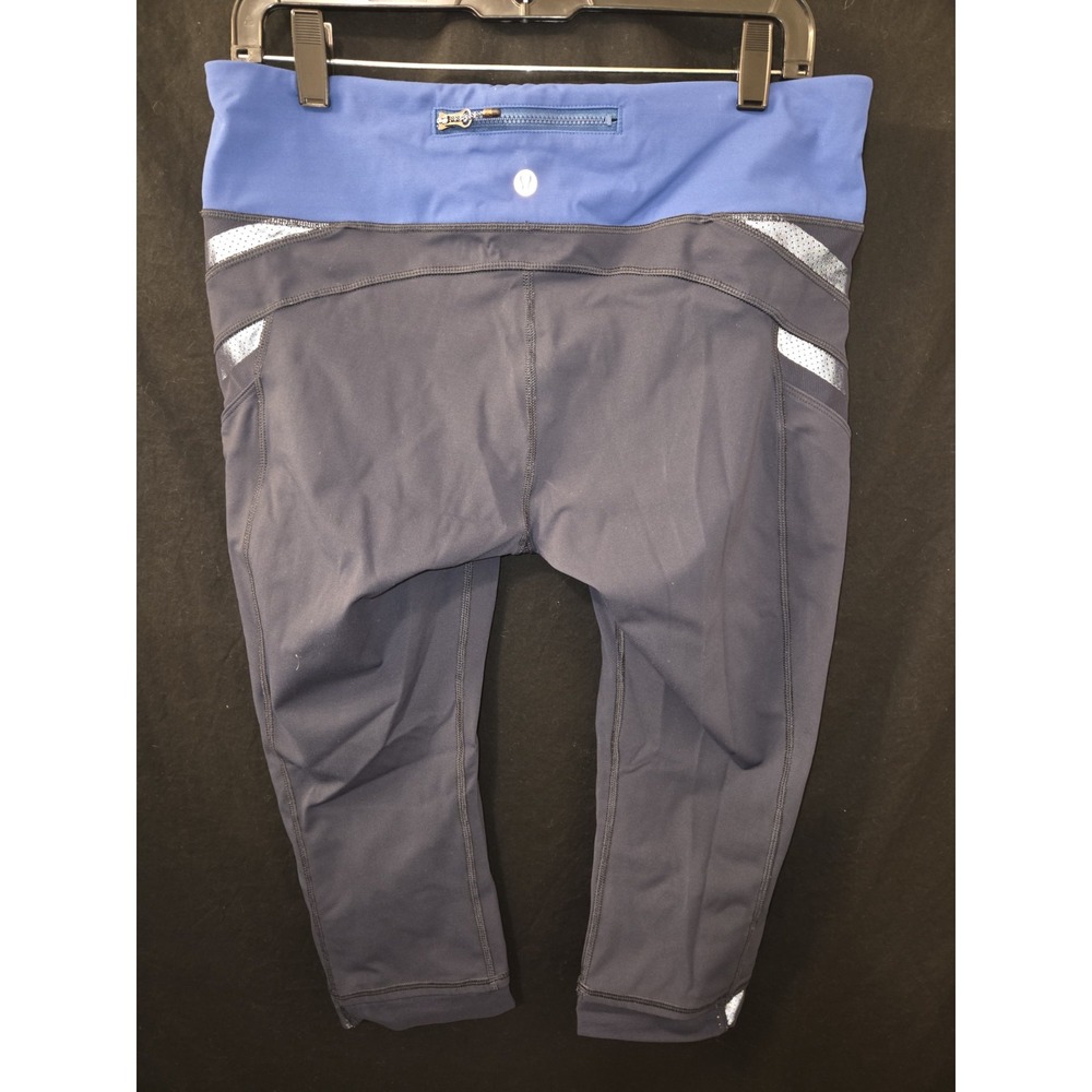 Lululemon 3/4 Length Yoga Leggings Pants Womens Size‎ 7 Blue Athletic Pockets